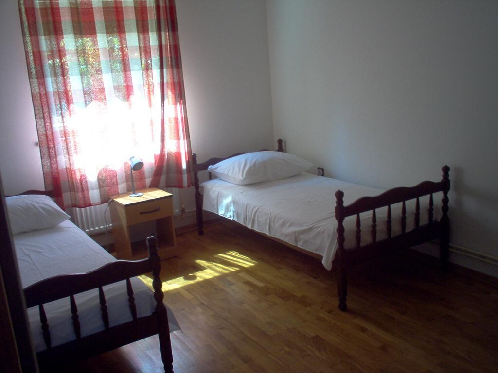 Apartment Karmen 特罗吉尔 客房 照片