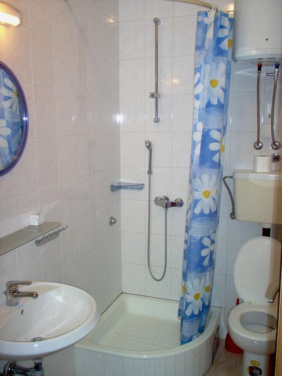 Apartment Karmen 特罗吉尔 客房 照片